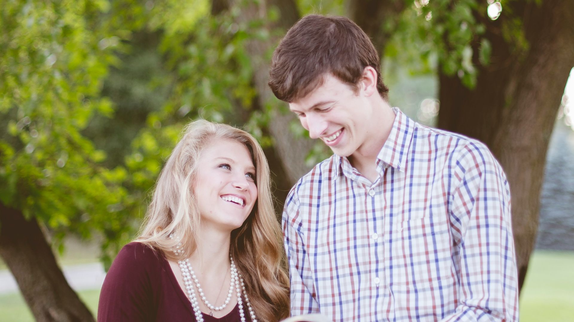 couple under tree