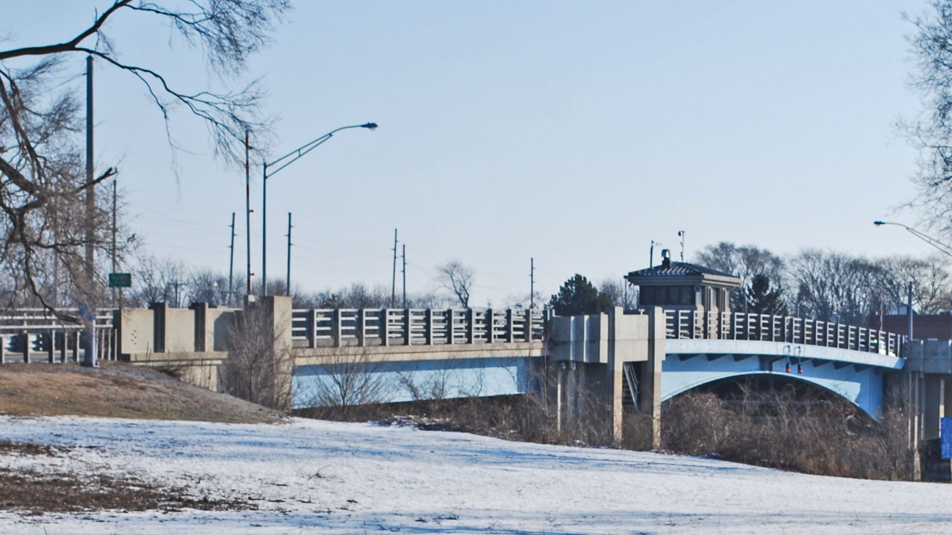 File:Bay City Bascule Bridge Bay City MI.JPG