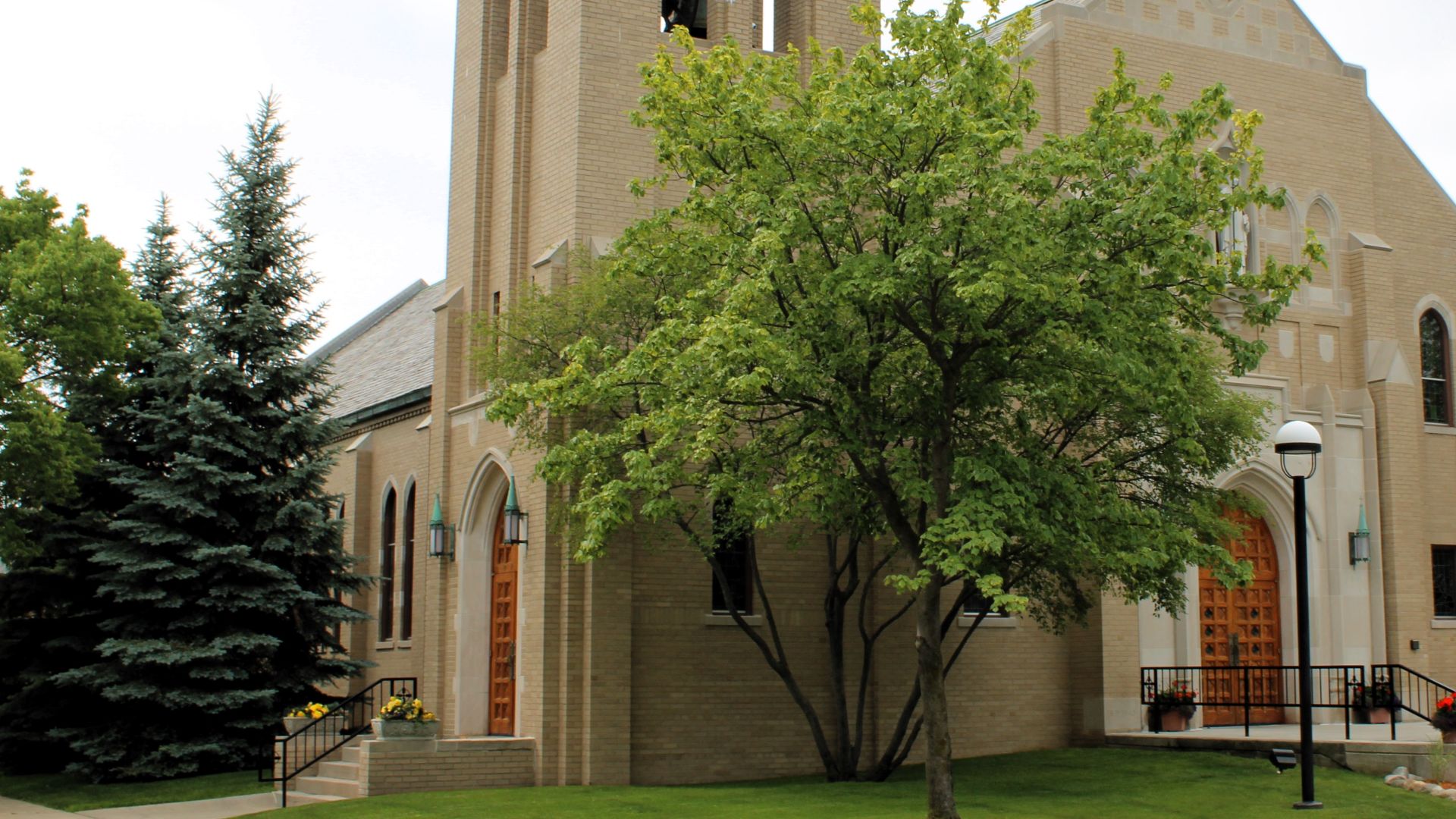 File:St. Brigid - Midland, Michigan 03.jpg