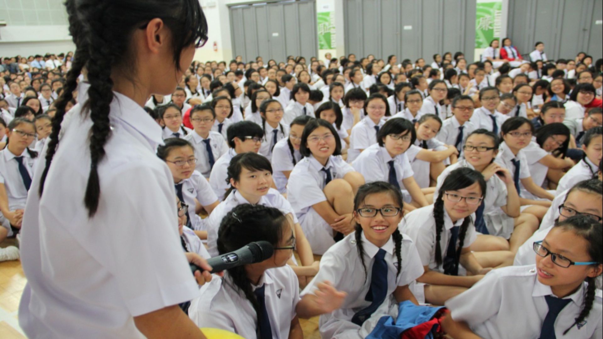 File:Assembly in Nan Hua High School.jpg
