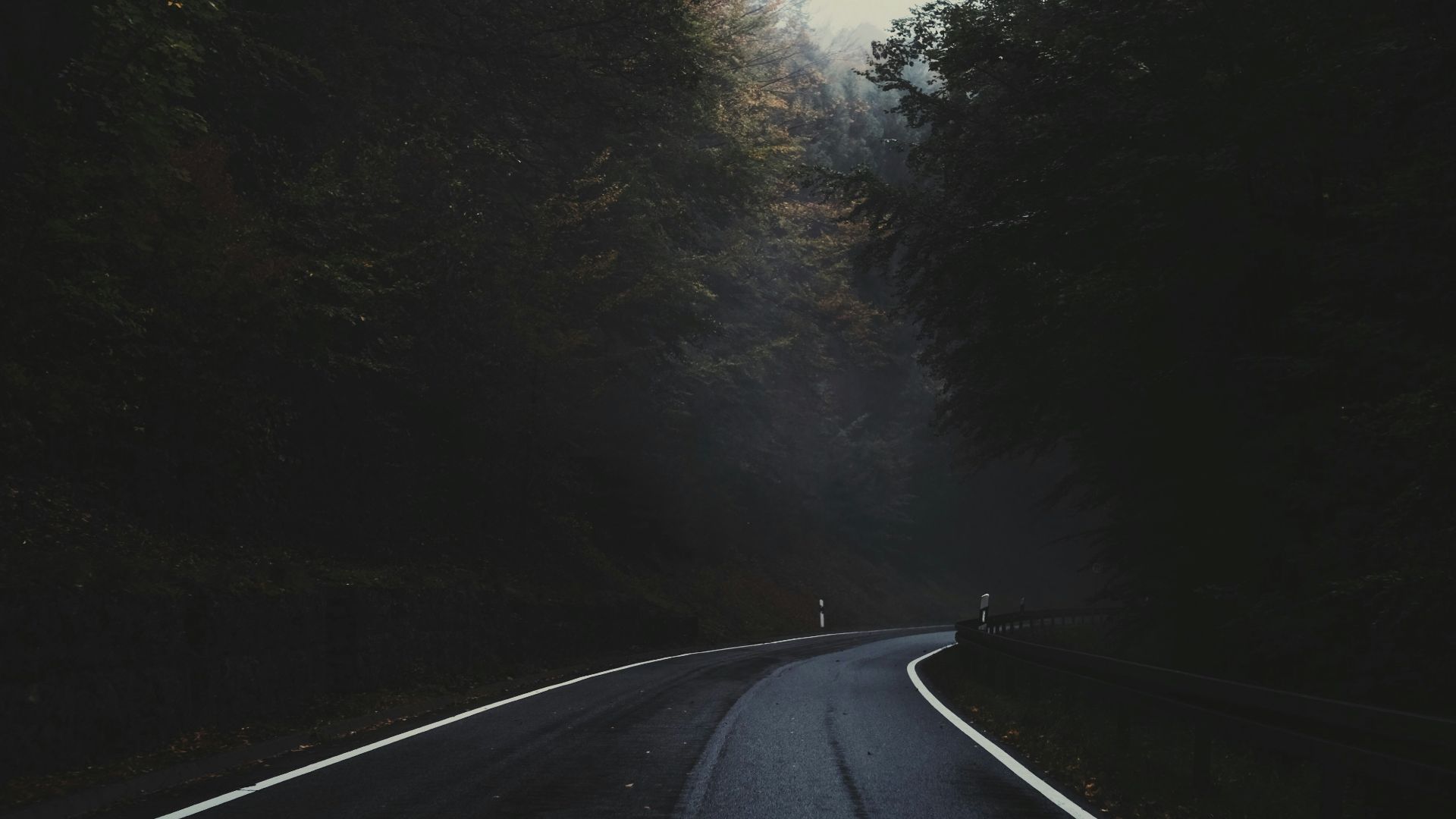 landscape photo of asphalt road