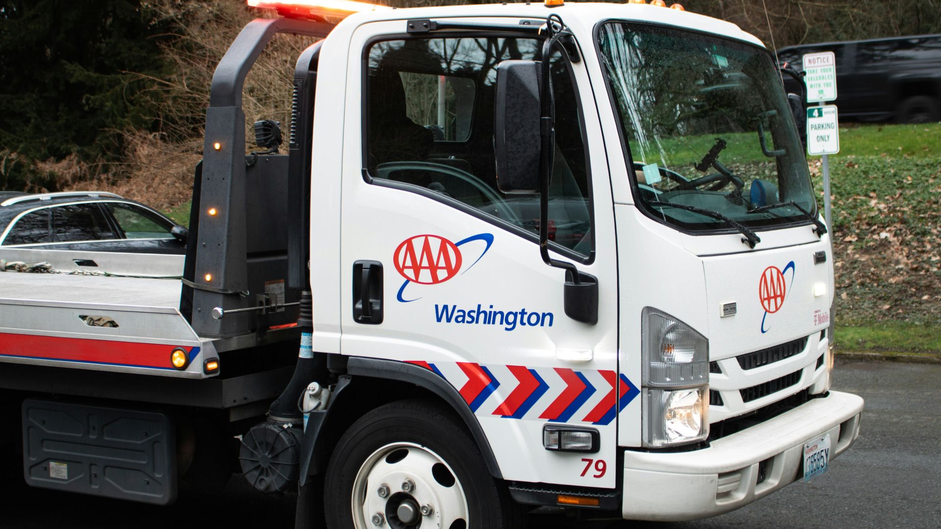 Tow truck from washington state department of transportation.