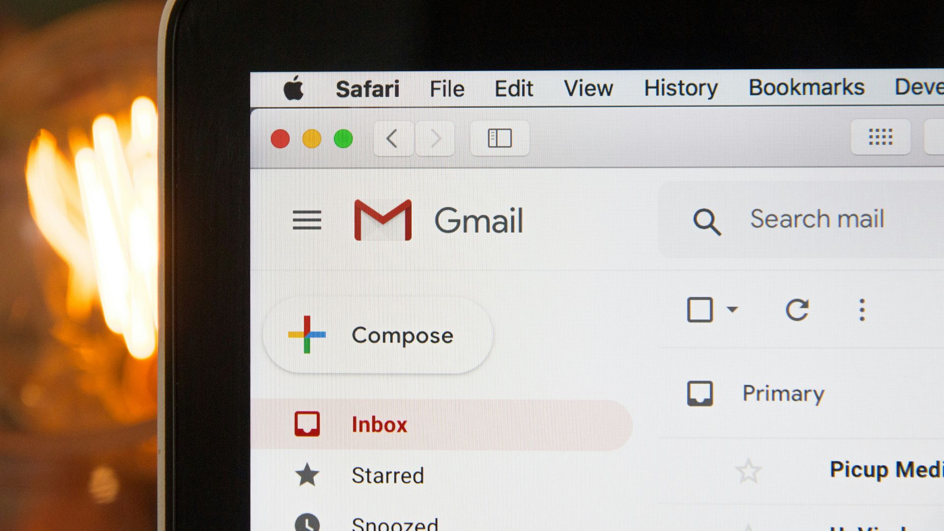 black laptop computer