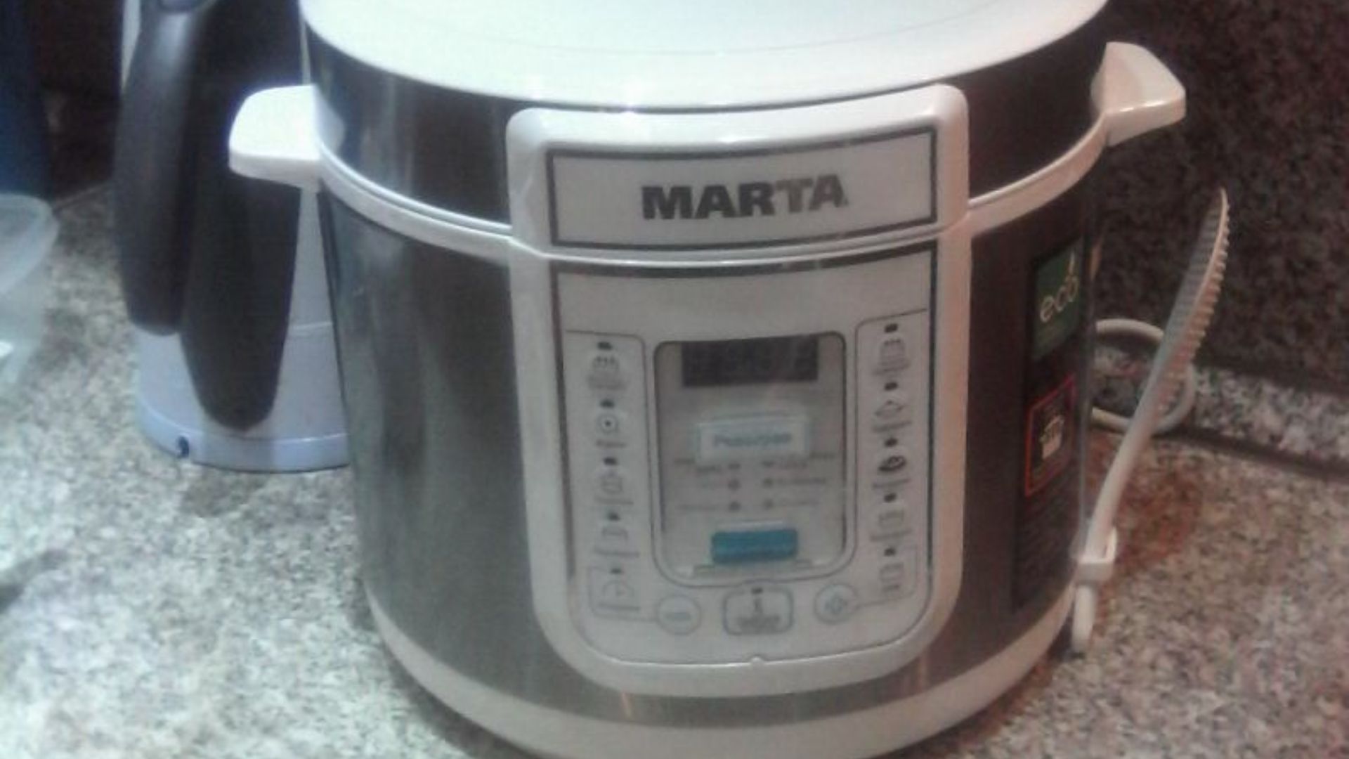 File:Pressure multicooker.jpg