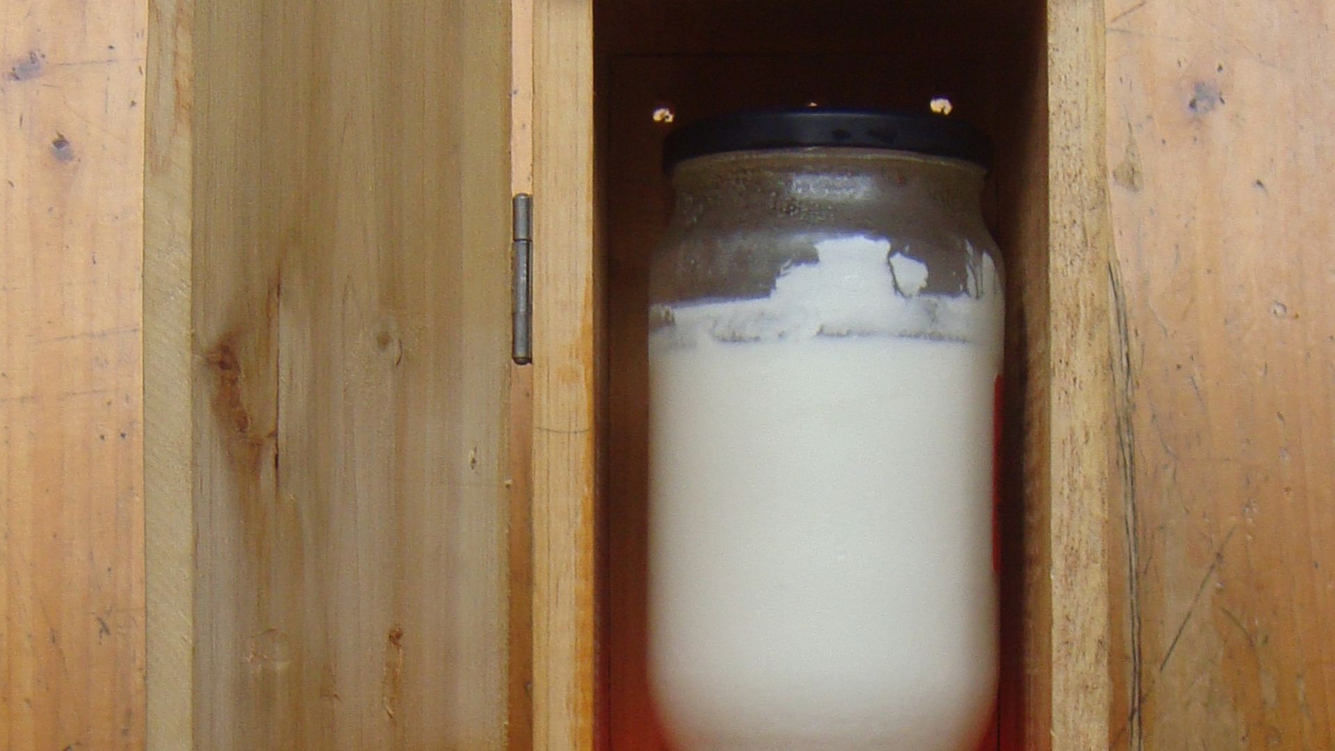 File:Homemade yogurt maker - 01.jpg