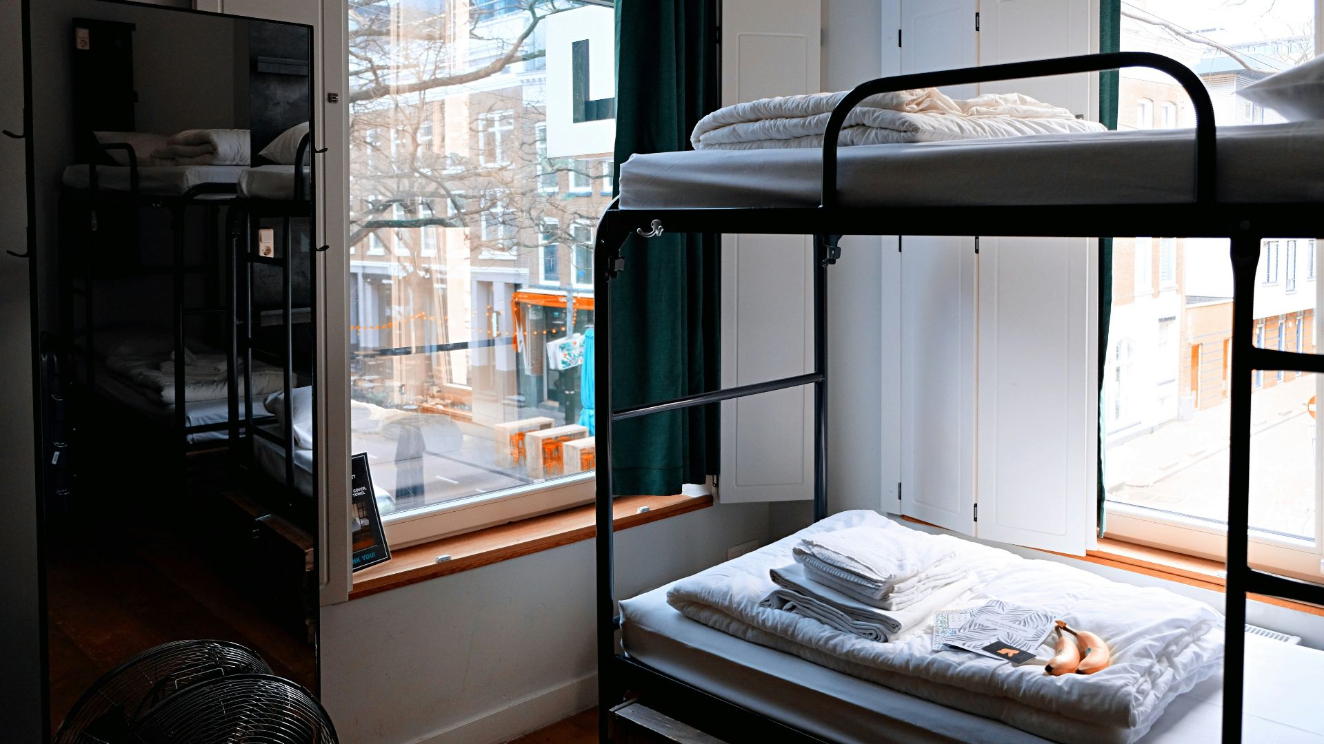 black metal bunk bed