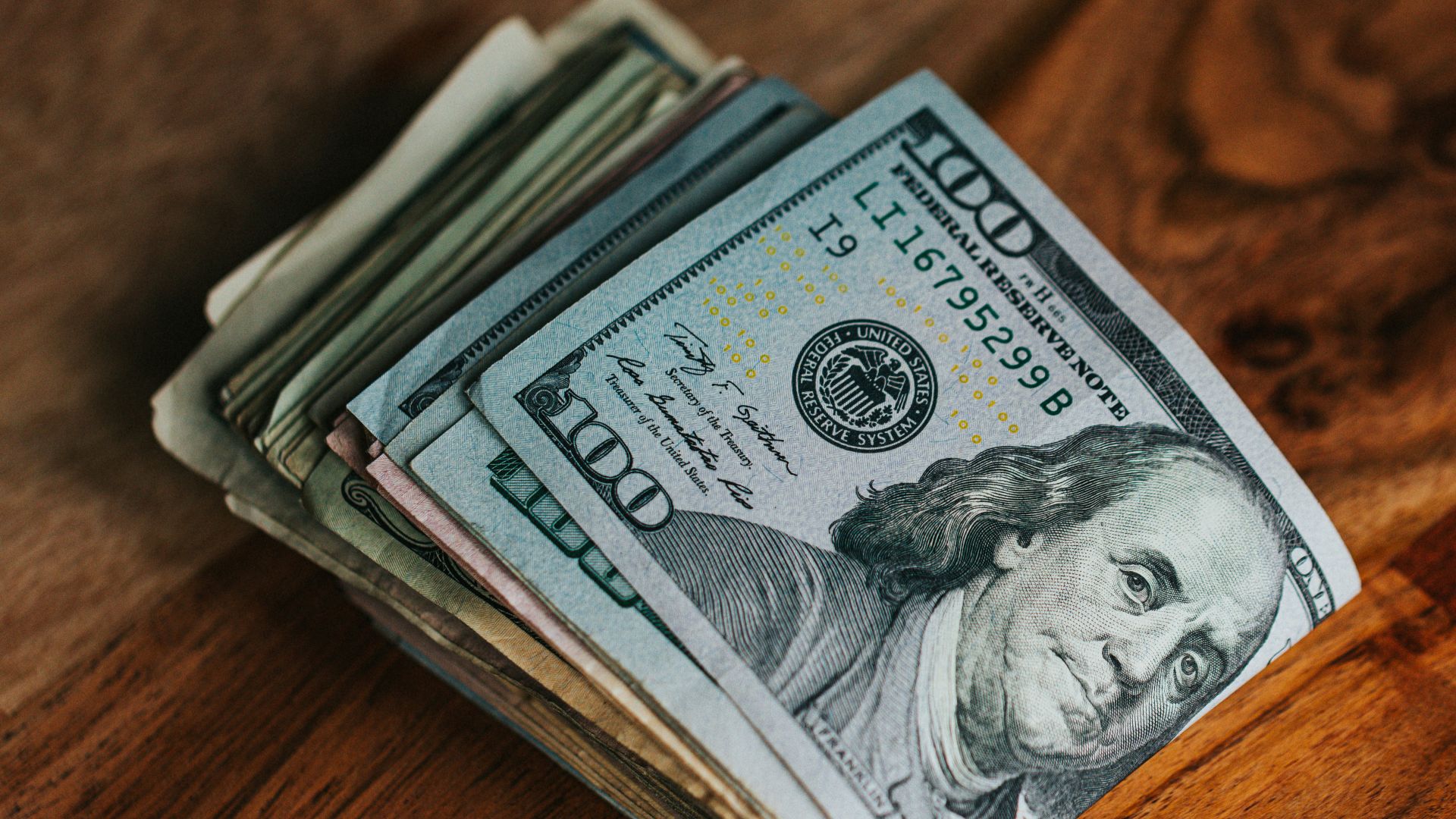 100 us dollar bill