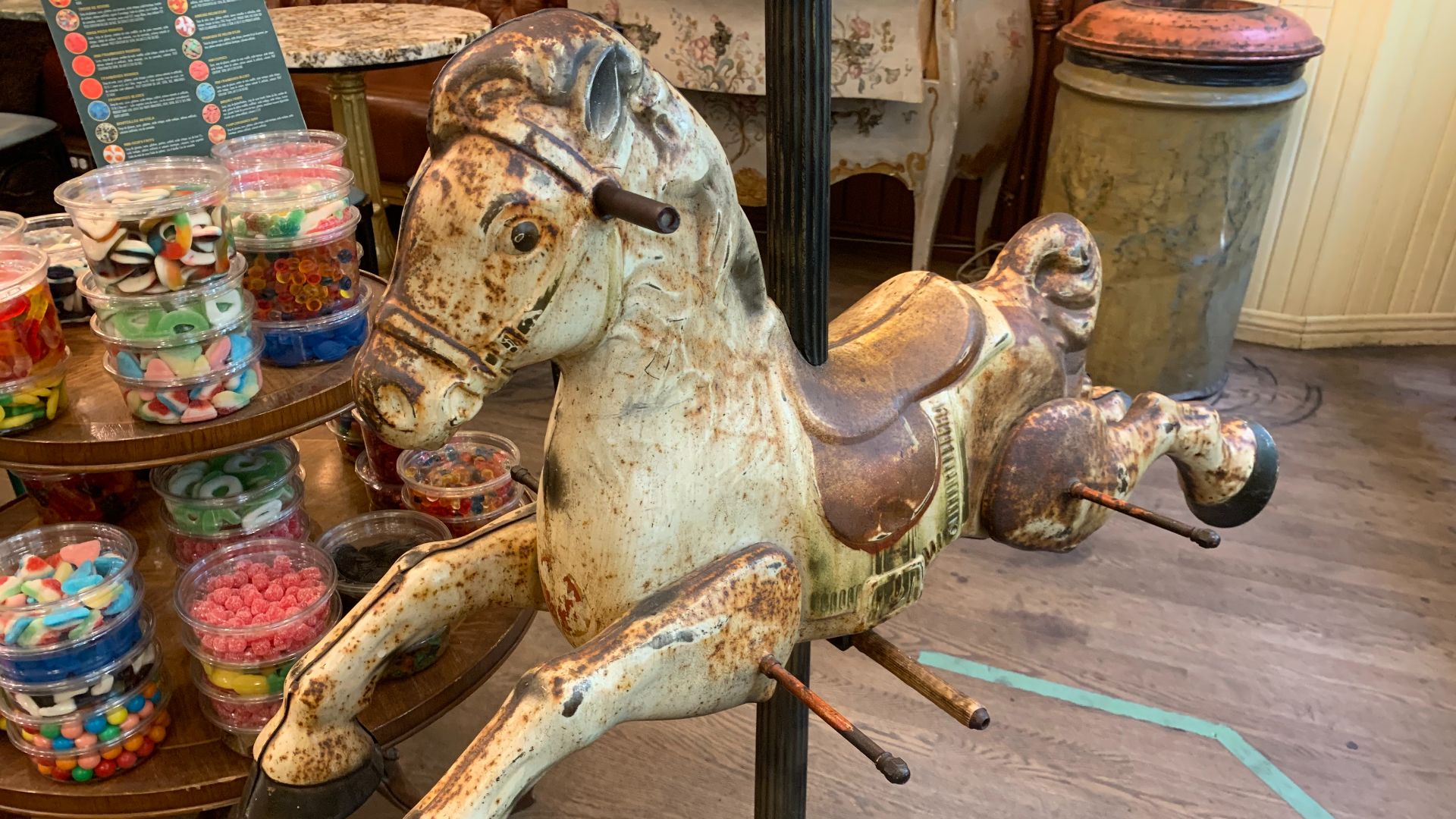File:Antique carousel horse.jpg