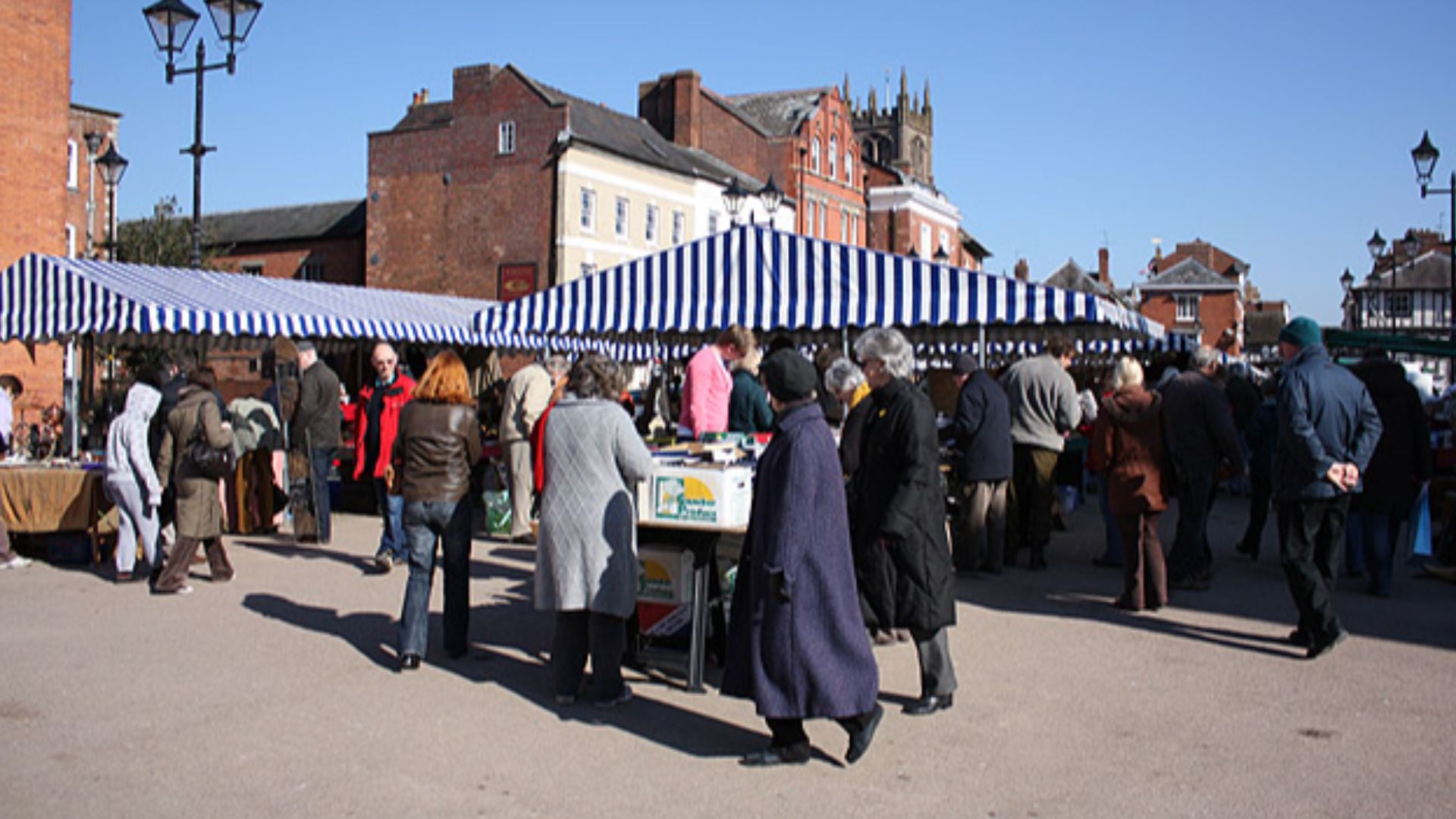 File:Antique and flea market, Ludlow - geograph.org.uk - 1744527.jpg