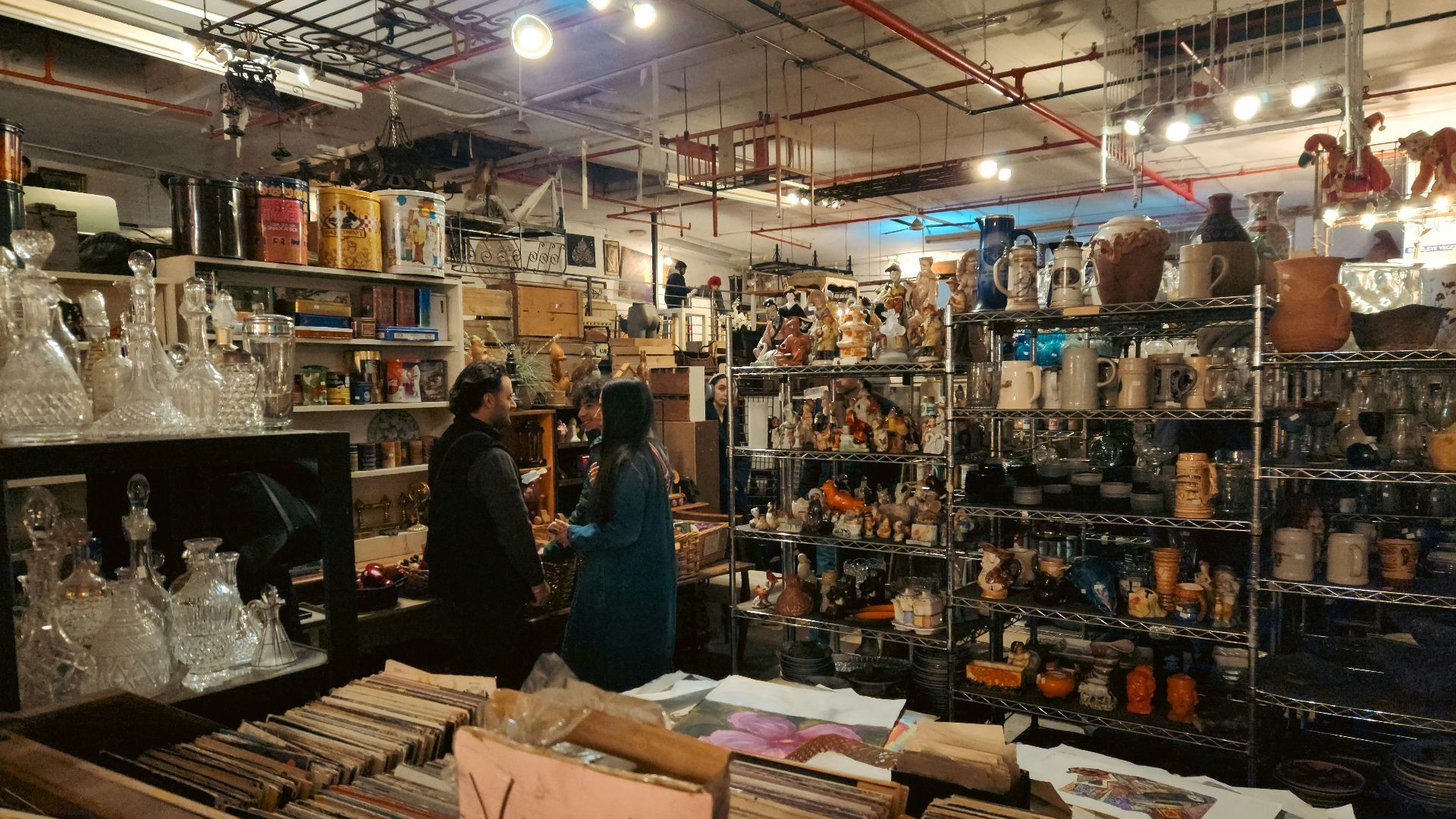 A store filled with lots of different types of items