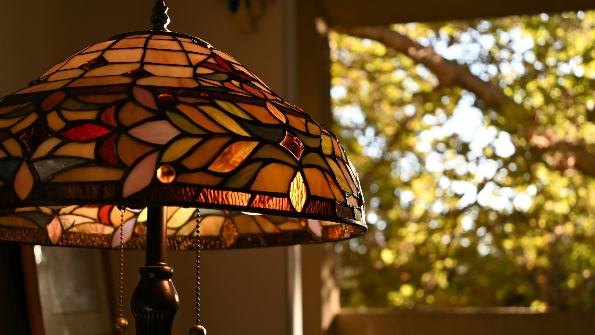 A lamp that is sitting on a table