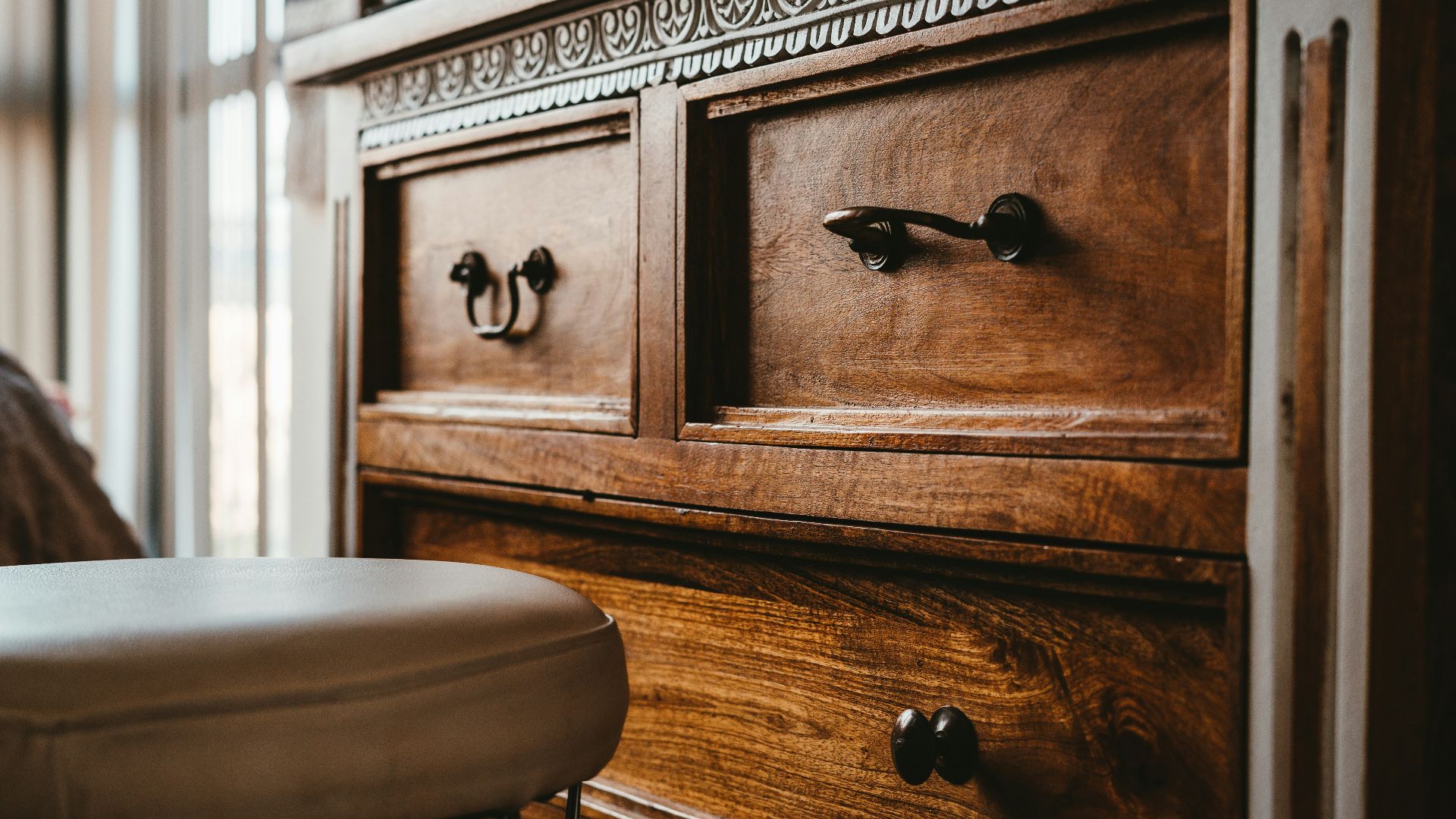 brown wooden drawer chest
