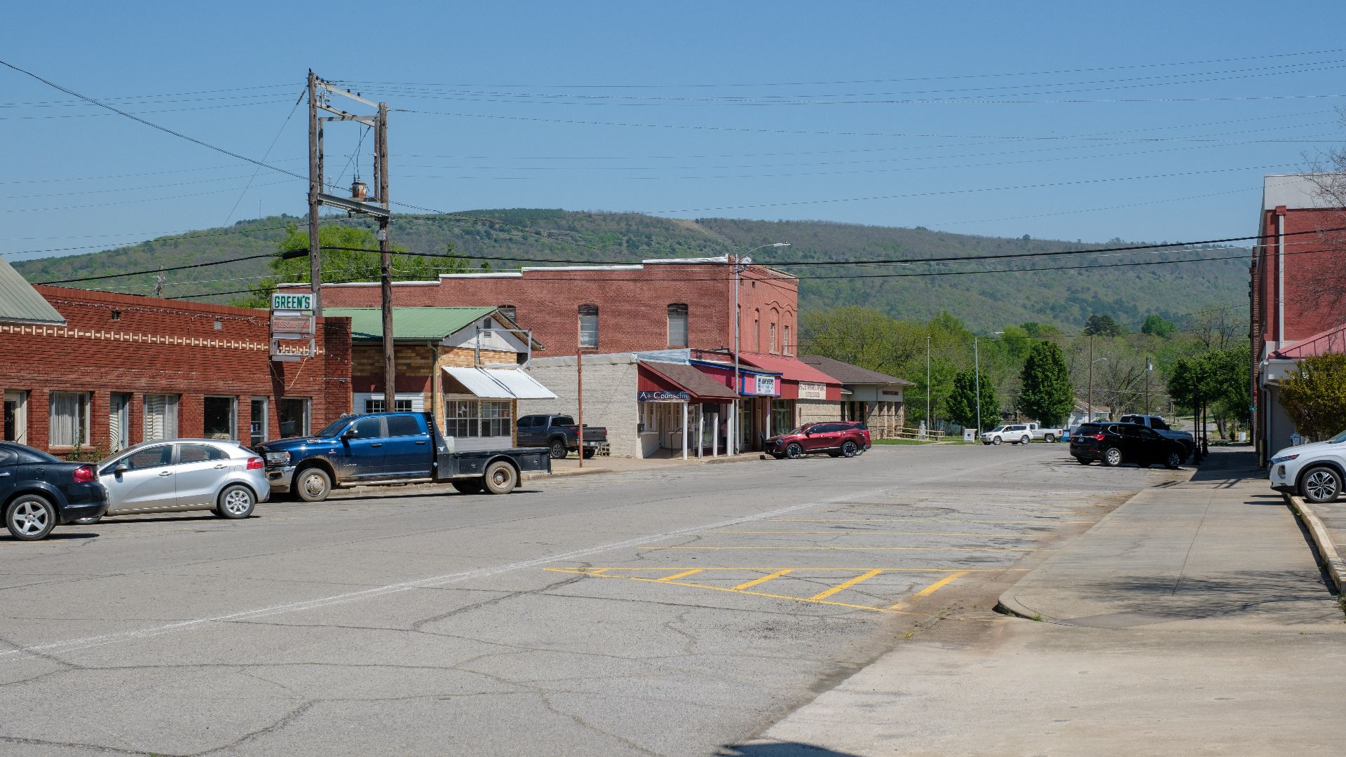 File:Heavener, Oklahoma.jpg