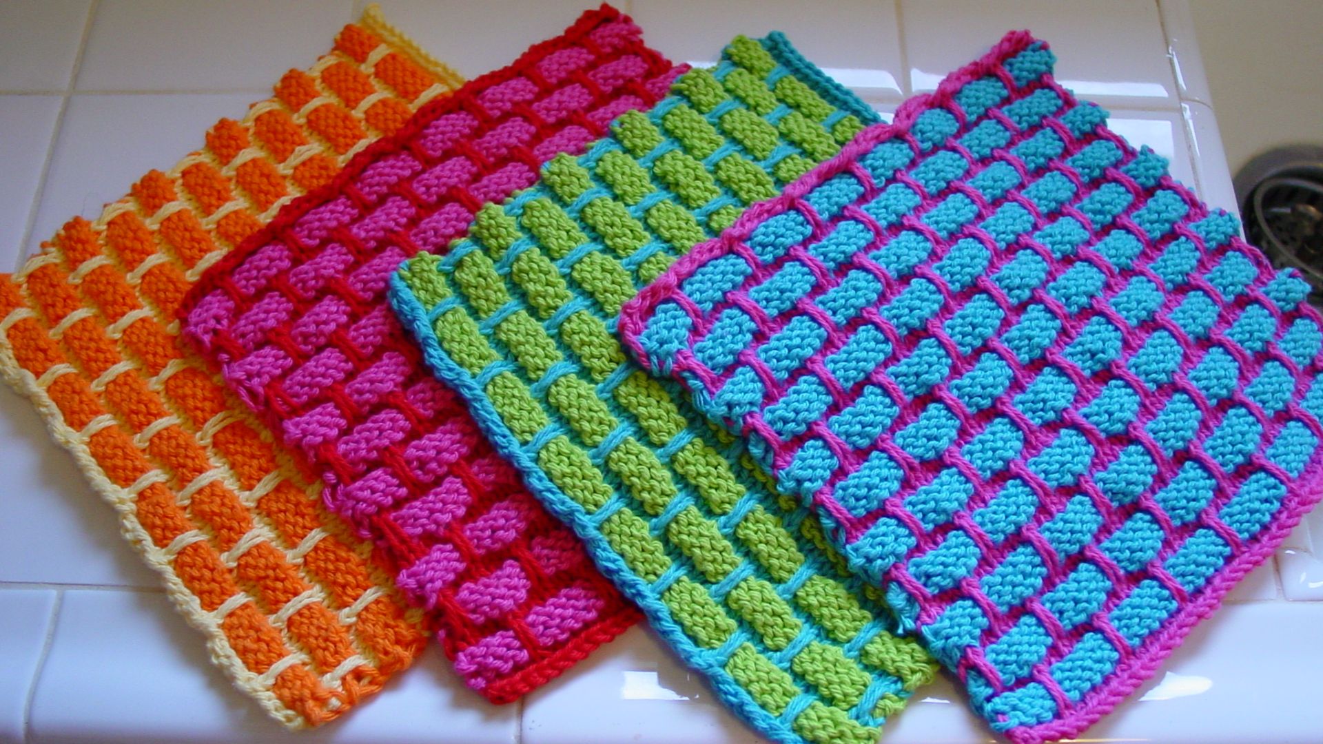 File:Dishcloths.jpg