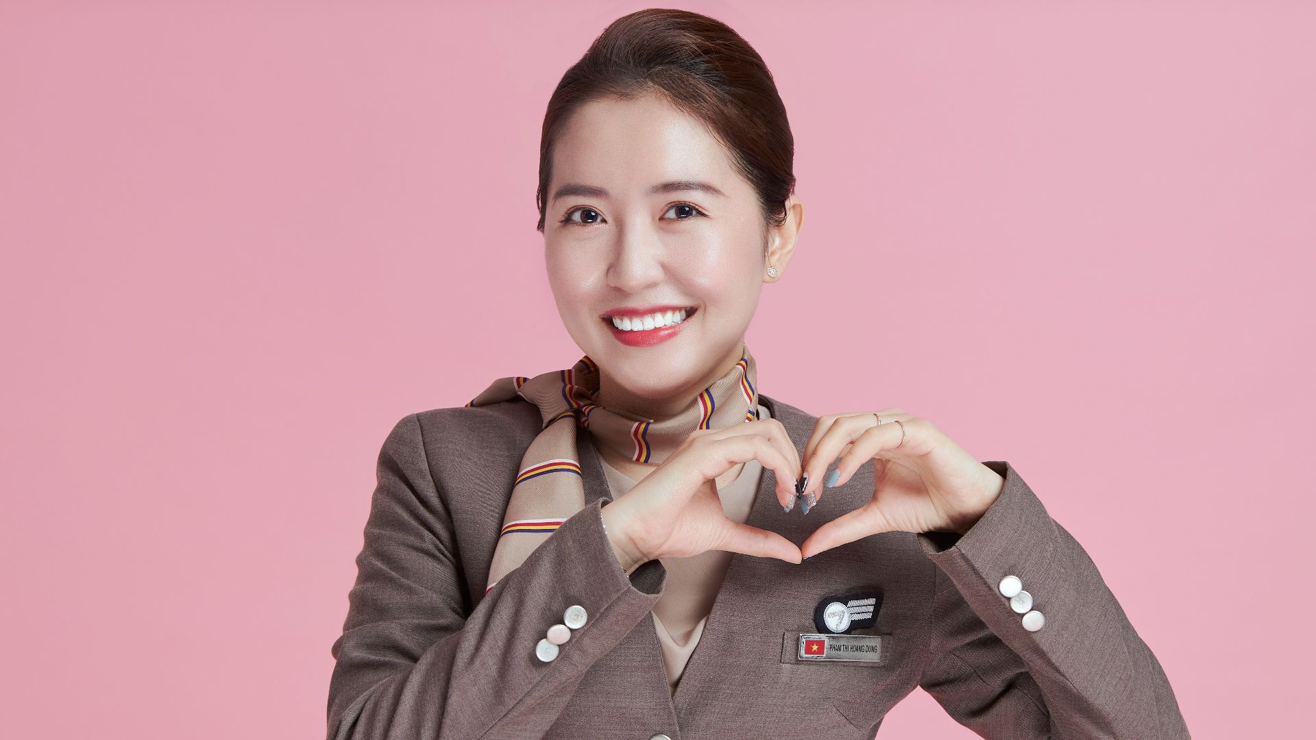 woman in black button up long sleeve shirt