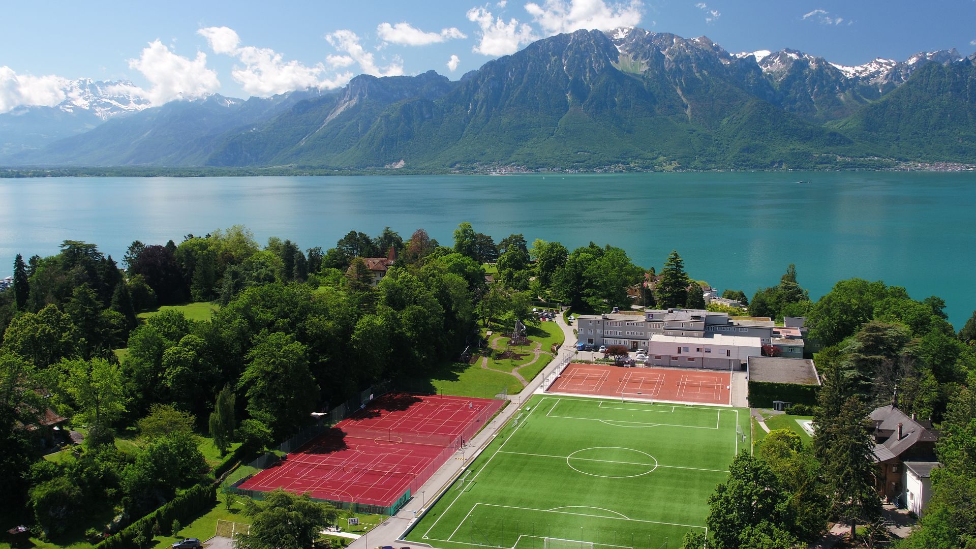 File:St Georges International School - Aerial Photo.jpg