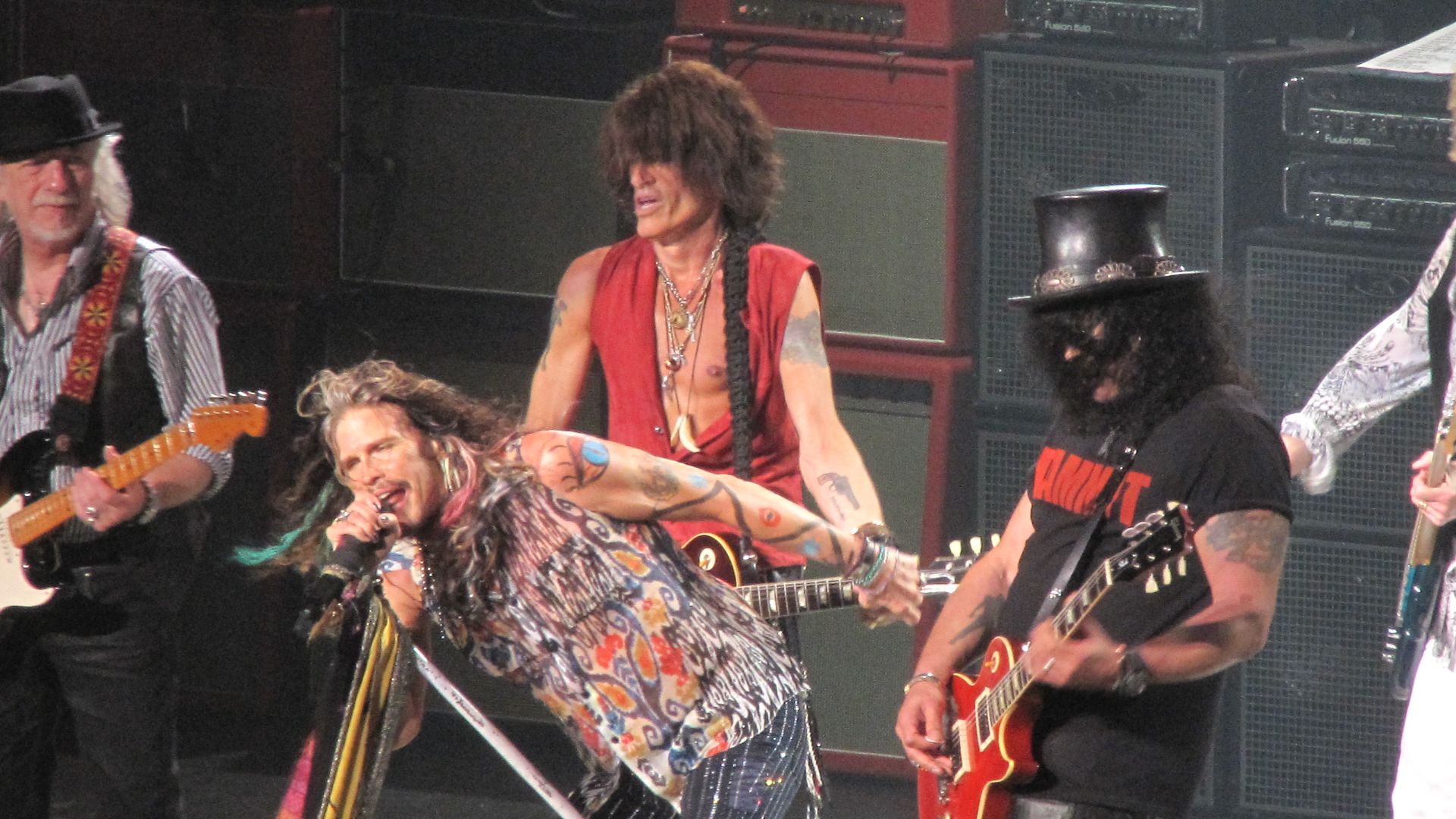 File:Aerosmith July 16 2014.jpg