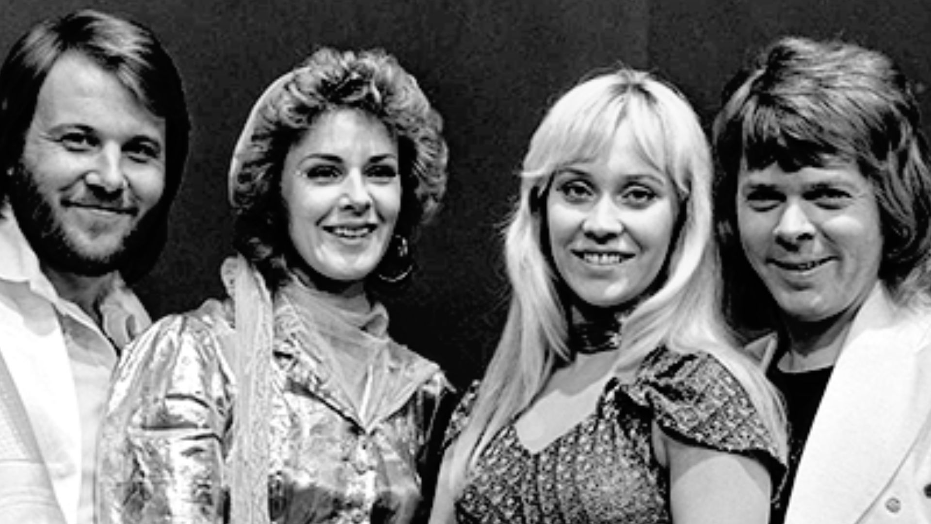 File:ABBA - TopPop 1974 5.png