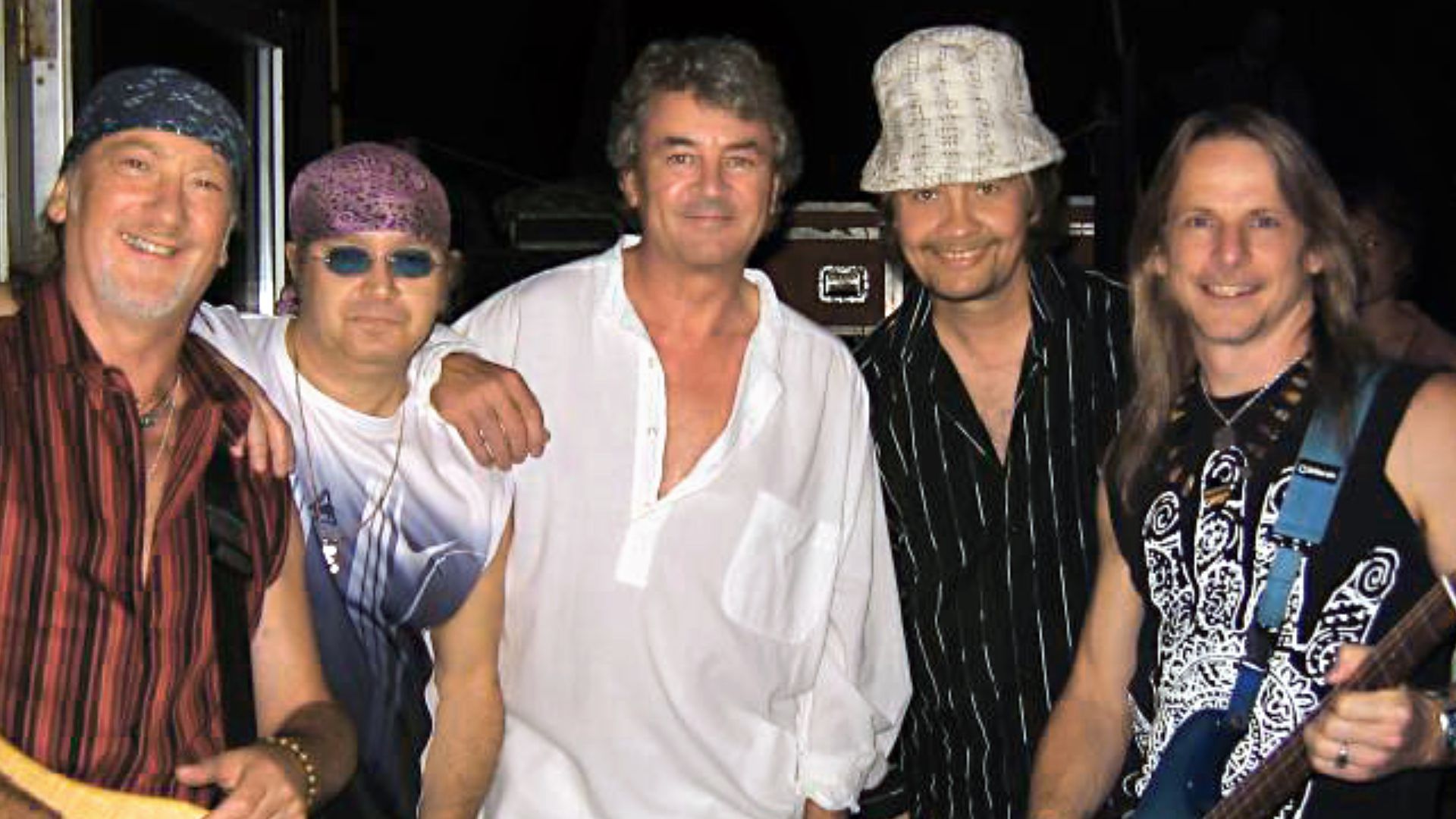 File:Deep Purple in 2004.jpg