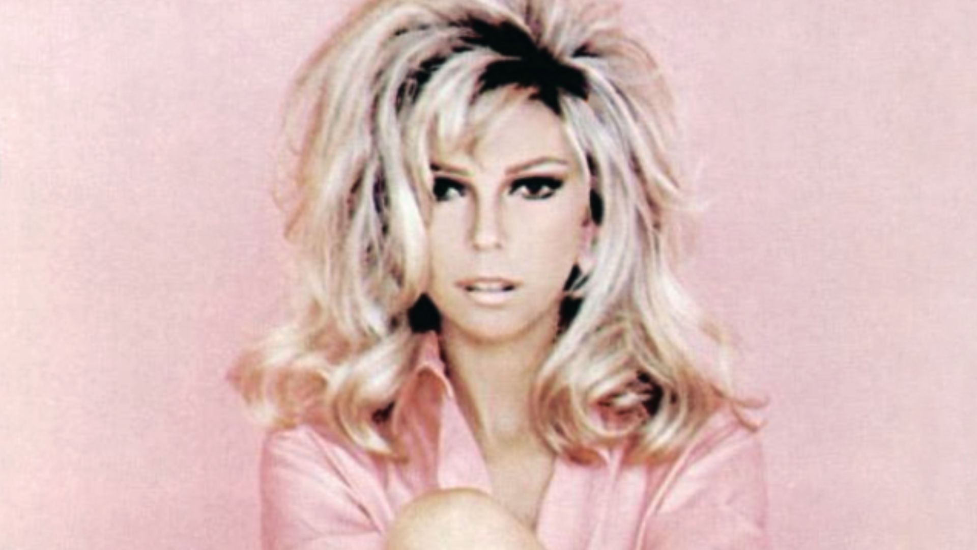 File:Nancy Sinatra (1971).png