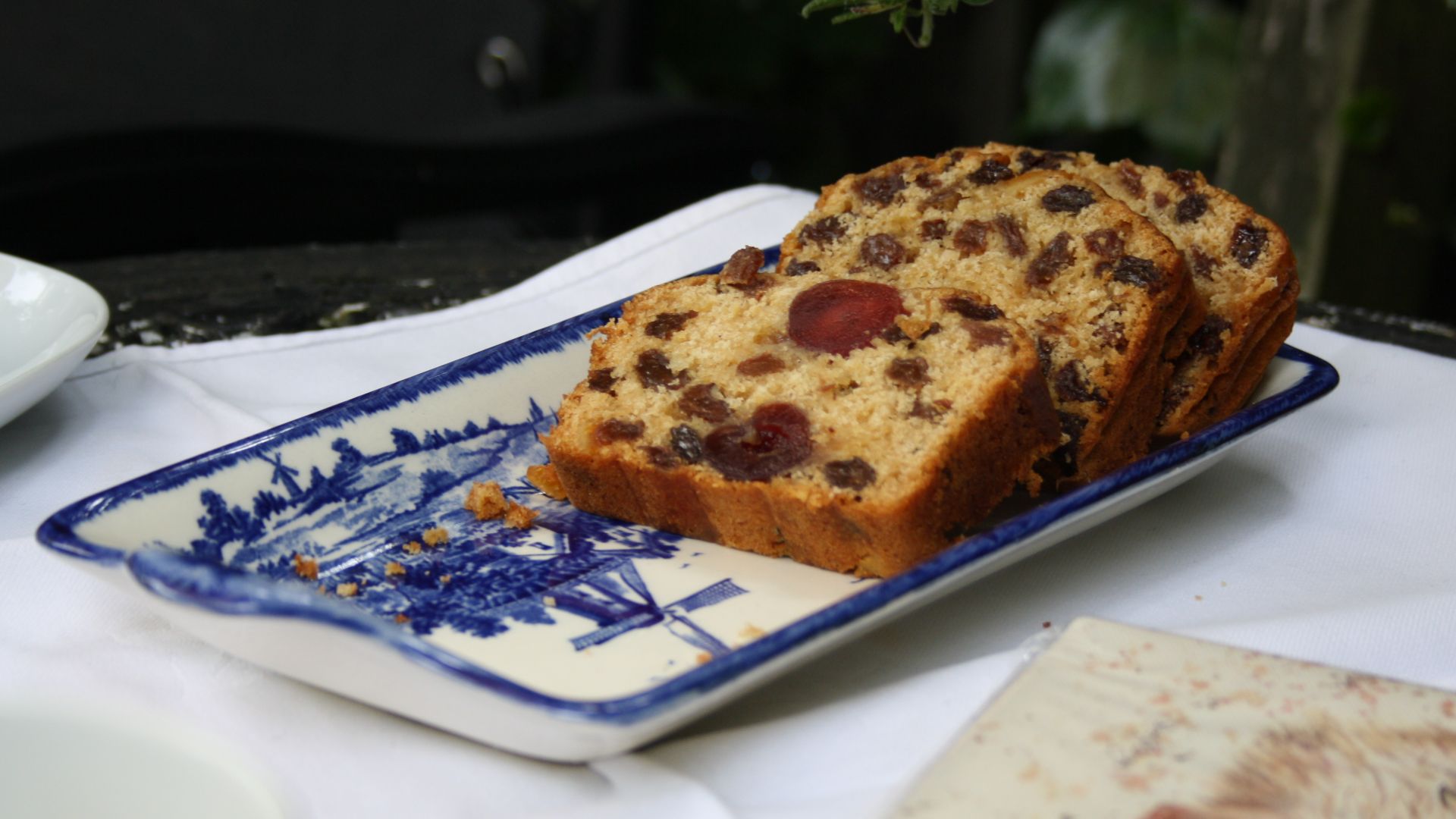 File:Traditional English Fruitcake.jpg