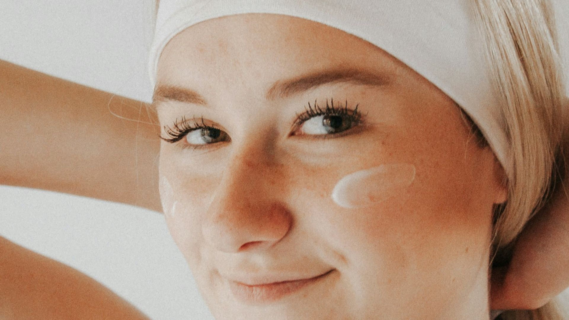 woman in white tank top