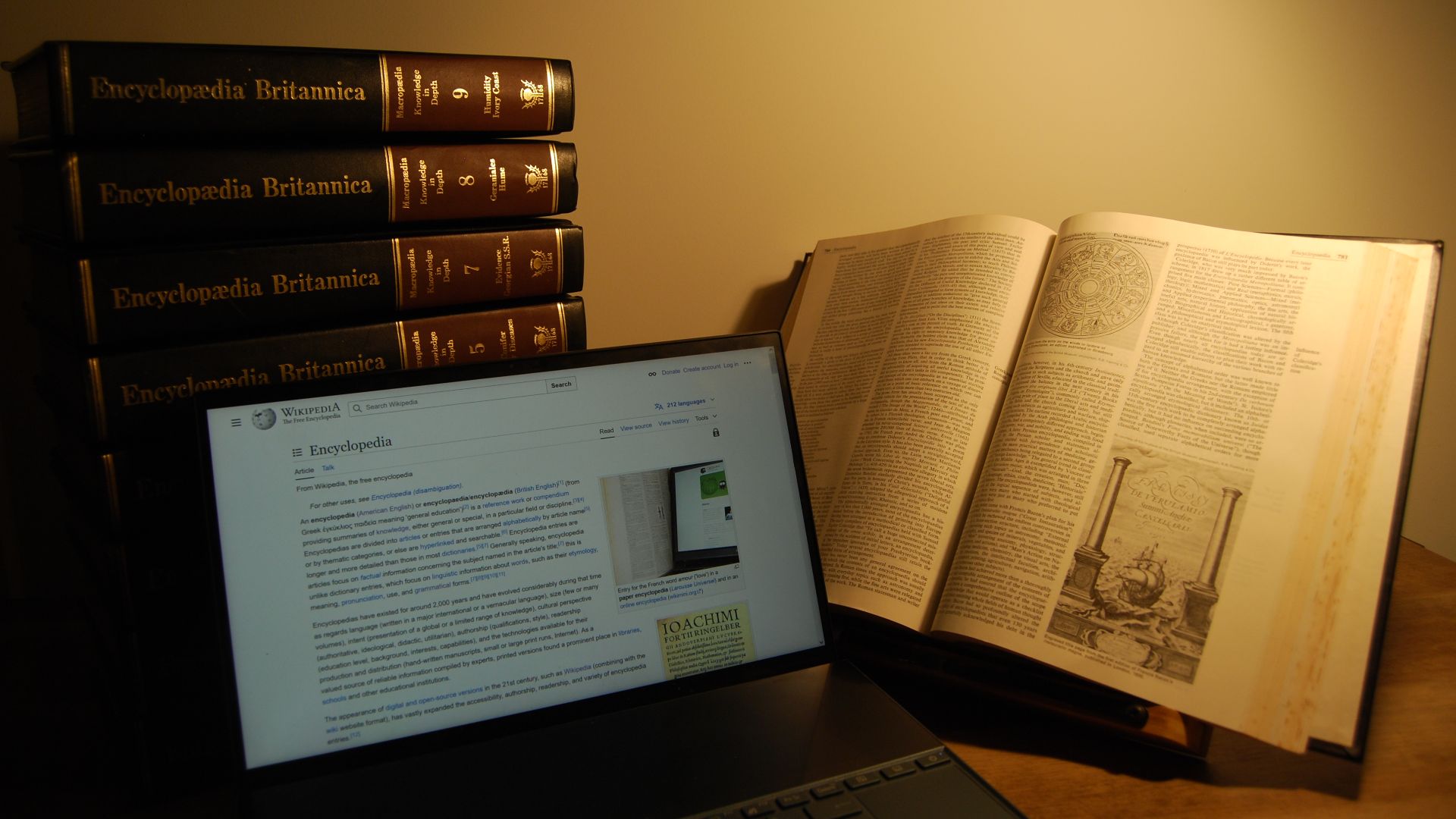 File:Wikipedia and Encyclopædia Britannica.jpg