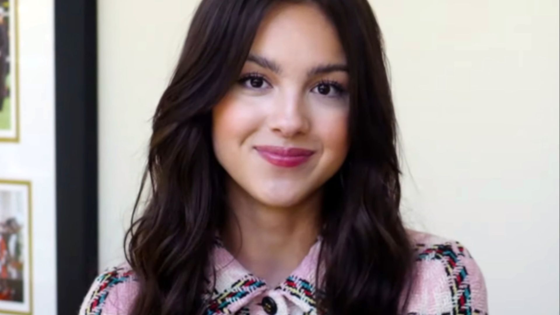 File:Olivia Rodrigo at White House.jpg