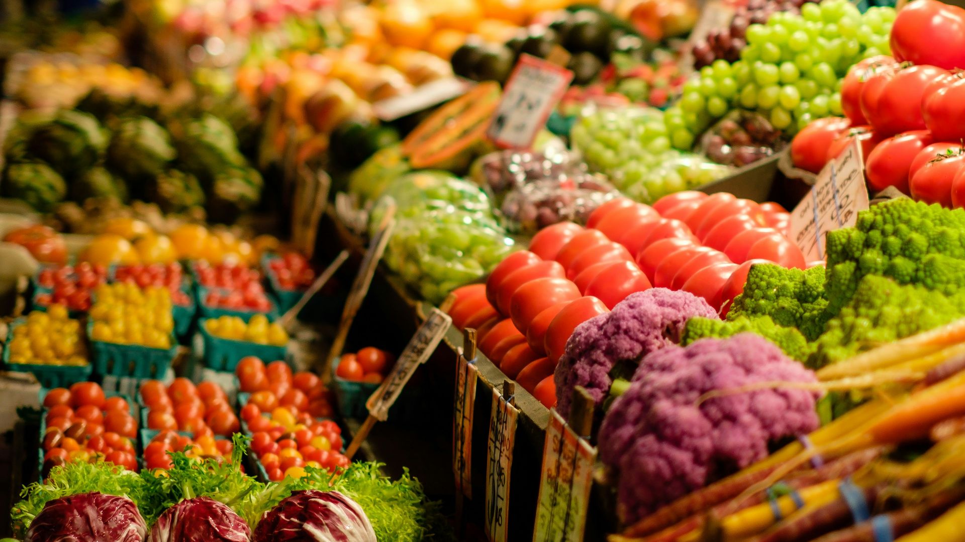 vegetable stand photo