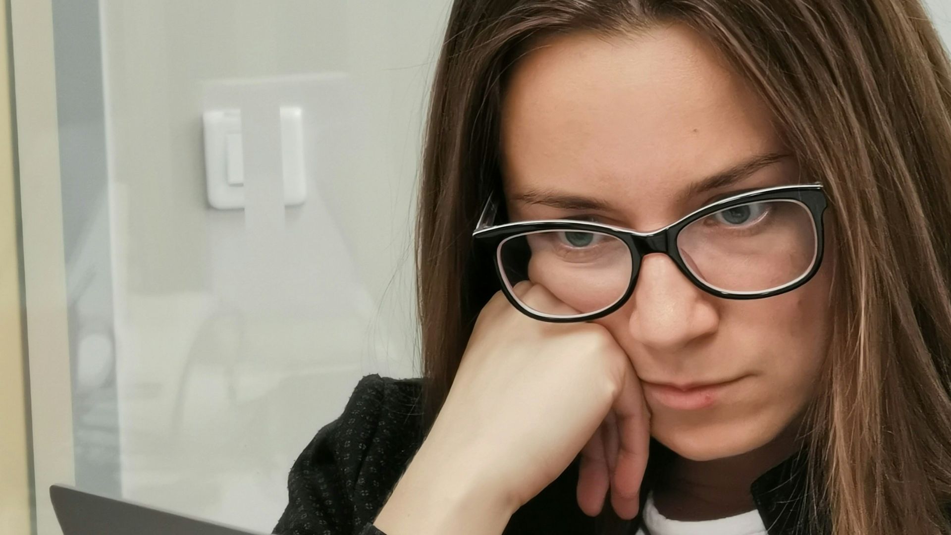 woman using MacBook