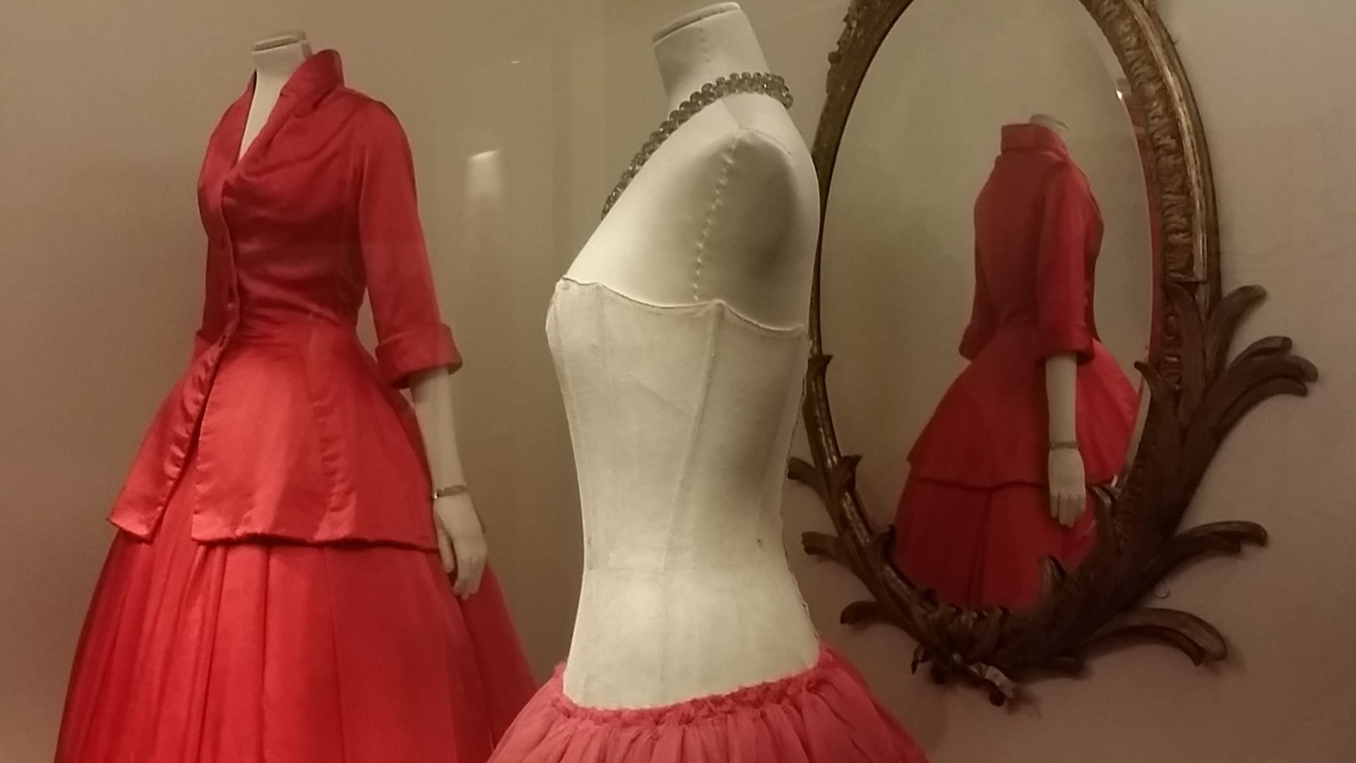 File:Christian Dior evening gown called