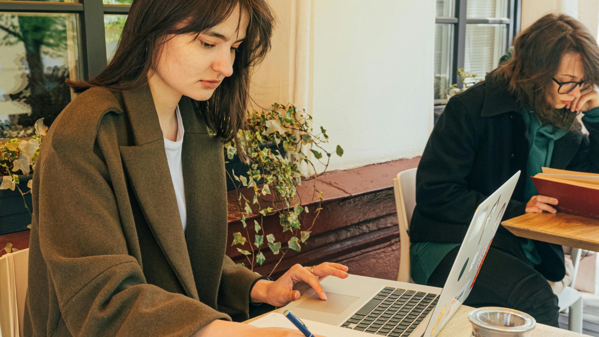 Antoni Shkraba Studio