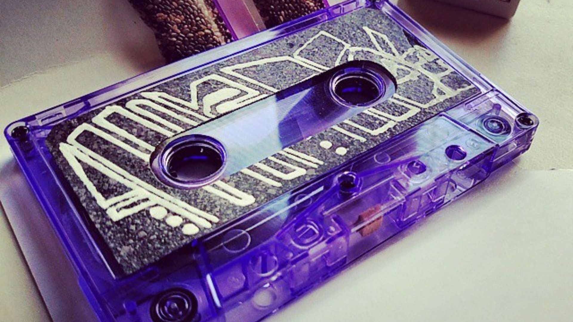 File:Mixtape - TNX 2 @fvrmxr for the super ＃seedy ＃mixtape plant n ＃prosper ＃purp ＃vibes (by j bizzie) 2015-01-11.jpg