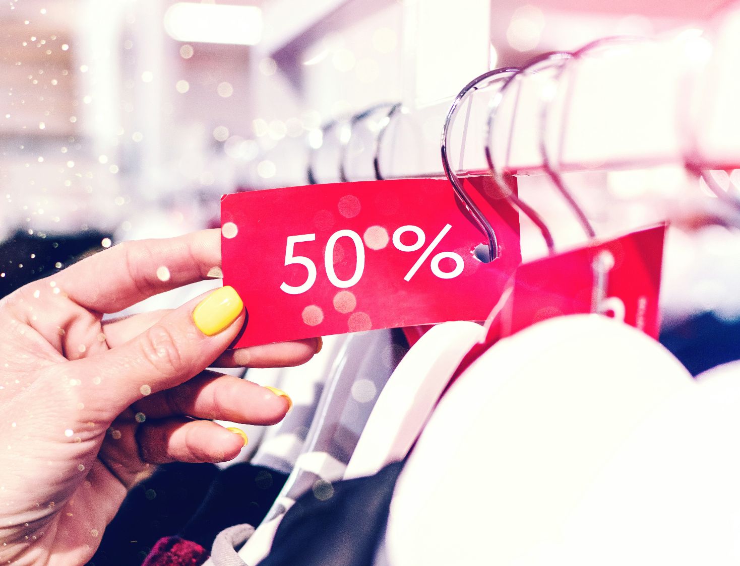 20 Sneaky Tactics Advertisers Use To Take Advantage Of You - TheZenParent