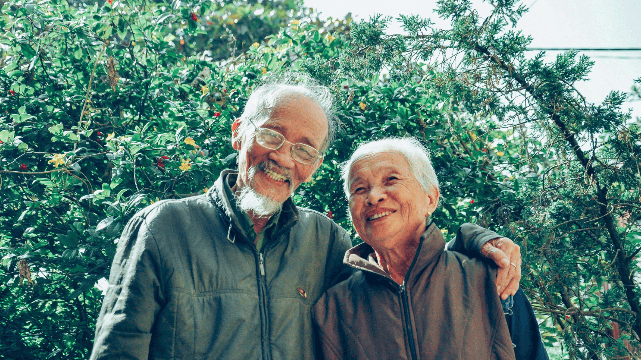old-couple-thumb-rss.png