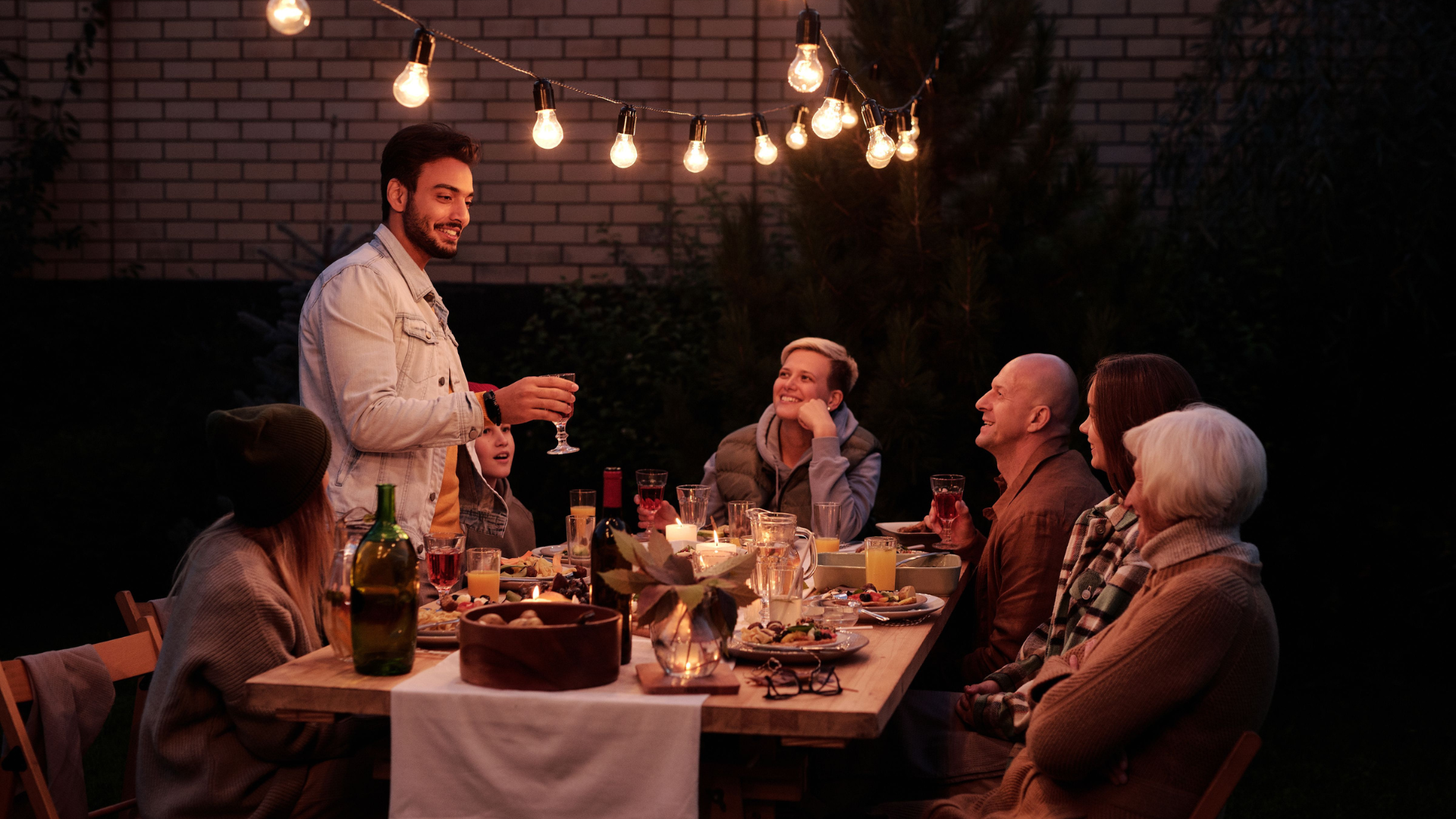 dinner-party-toast-thumb-rss.png