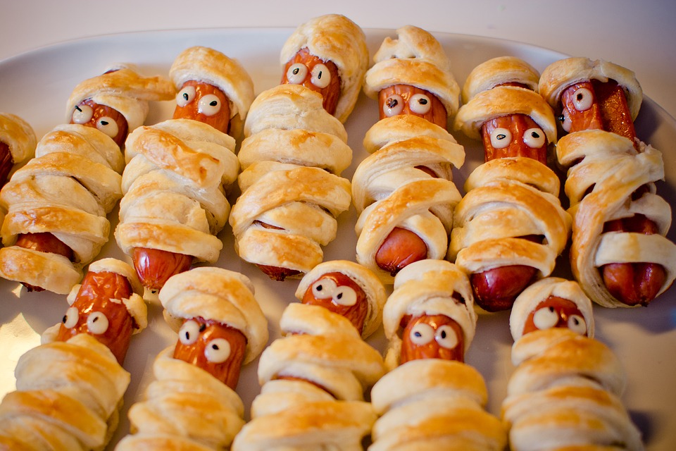 Mummies-Sausage-Sausages-In-A-Dressing-Gown-1405207.jpg