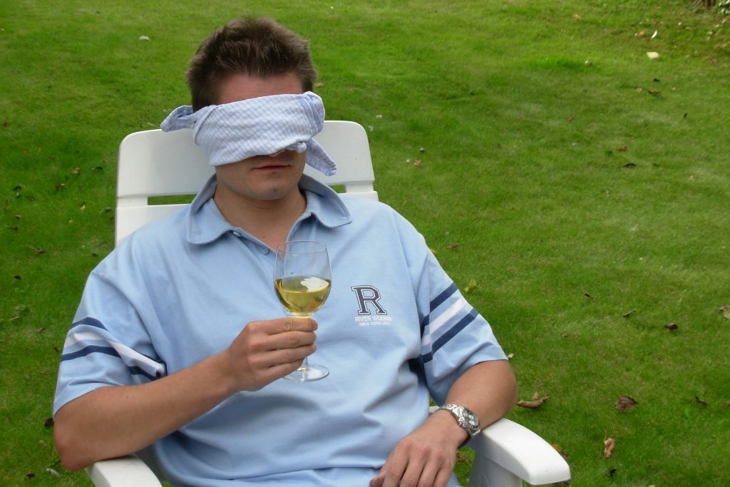 wine-215359_1920-1024x683.jpg