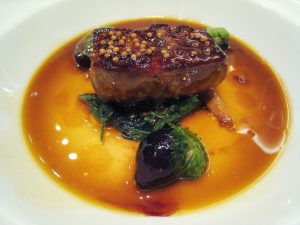 1920px-Foie_gras_en_cocotte-300x225.jpg