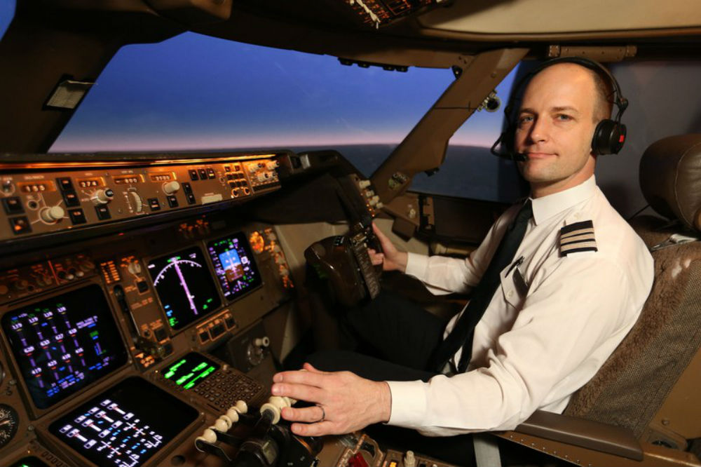 flying_pilot-1528226623915.jpg