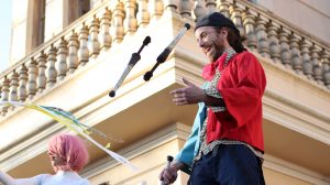 juggler-4746024-300x168.jpg