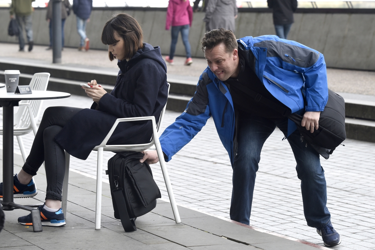 london-haven-pickpockets-1530022634249.jpg