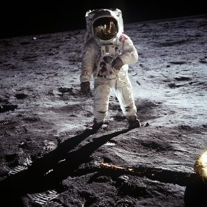 moon-landing-60582_1920-300x300.jpg