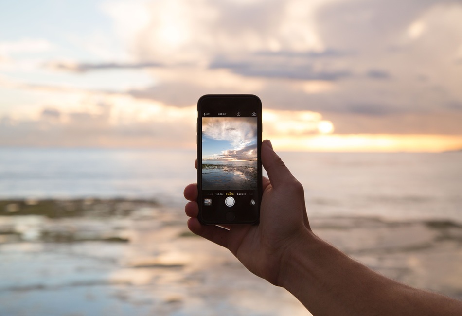 stay-online-while-traveling-1530027367942.jpg