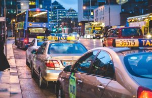 taxi-2118184-1-300x194.jpg