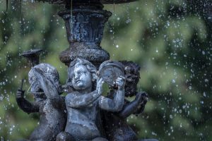 fountain-675488-300x200.jpg