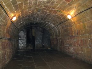 Gatchina_Palace._An_underground_tunnel__Echo_-300x225.jpg