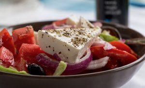 greek-salad-2104592-300x182.jpg