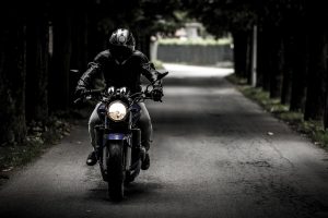 biker-407123-300x200.jpg