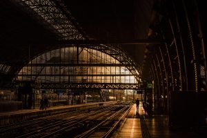station-839208-300x200.jpg